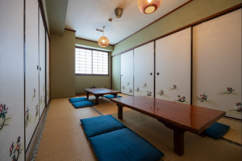 お座敷個室ございます。