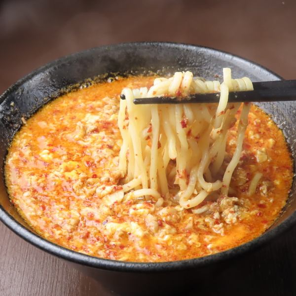 【辛さとにんにくの旨味が決め手！】たんたんめん