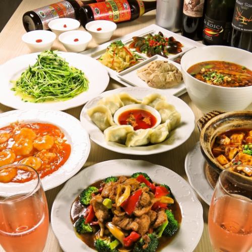 Sichuan cuisine with gorgeous colors