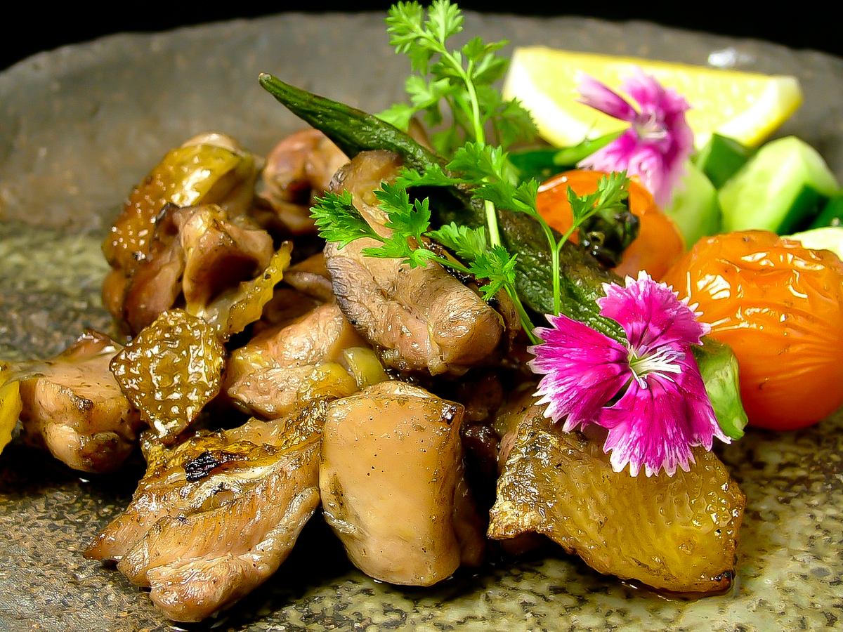 You can enjoy the true value of yakitori and the freshest sashimi!