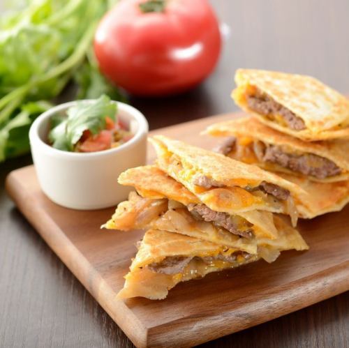 ステーキ・ケサディア