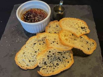 Homemade chicken liver mousse with honey