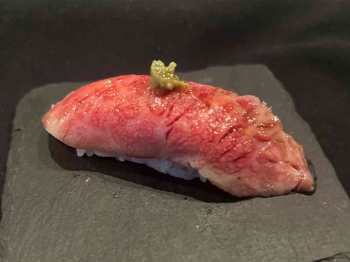 Tokachi Wagyu beef sushi (1 piece)