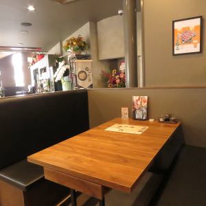 Sofa table seating for 5 people