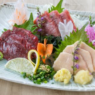 特選馬刺し三種盛り