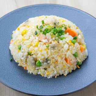 海鮮五目チャーハン