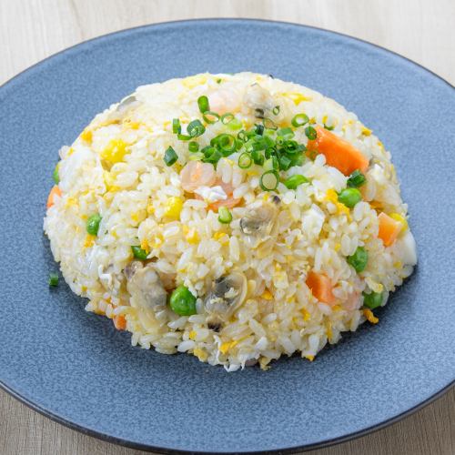 海鮮五目チャーハン