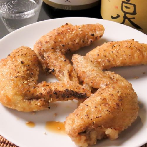 Fried chicken wings (1 piece)