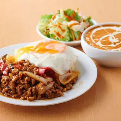 ガパオカレーランチ
