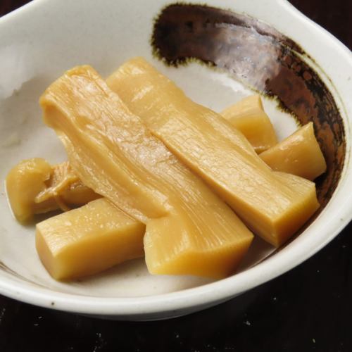 thick bamboo shoots