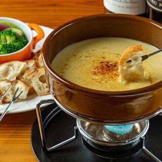 [Limited to 2 groups per day] Blend of 2 types of cheese! Our proud and exquisite cheese fondue mixed with homemade soup ☆