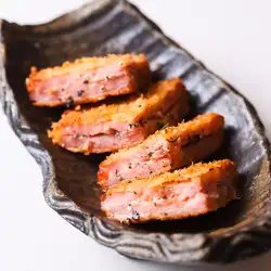 Blue cheese ham cutlet