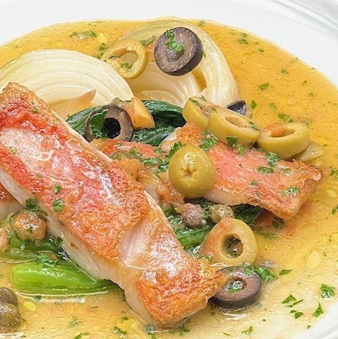 旬魚のパデッラ