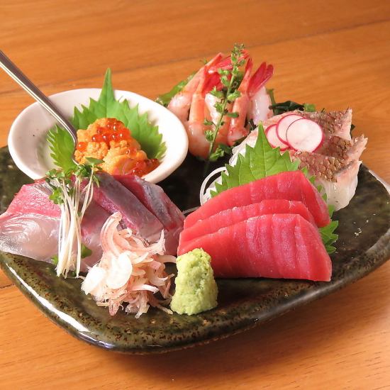 築地直送鮮魚&全国各地から厳選した地酒が楽しめる居酒屋
