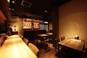 We have prepared seats that can be used in various scenes such as drinking parties with friends and girls' night out.Please enjoy a relaxing time in a space with a calm atmosphere.