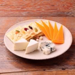 Assorted 3 types of cheese