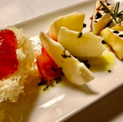 チーズの3種盛り合わせ