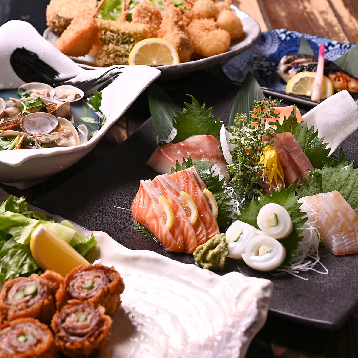 駅から徒歩1分！日本料理居酒屋。半個室・個室をご用意しております。