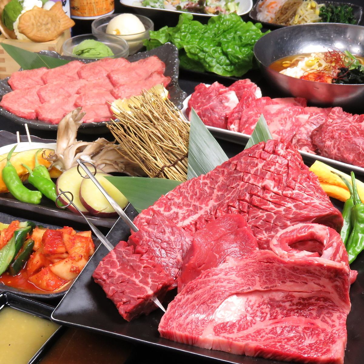 You can also try the popular salted beef tongue and thick-sliced steak for ¥3,828 (tax included)~♪