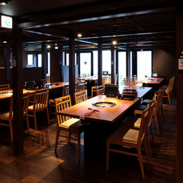 [Also suitable for parties of 5 to 15 people] Company drinking parties, hobby gatherings, class reunions, and off-site get-togethers... If you're planning a party of up to 15 people, how about a yakiniku party? All courses at Yakiniku Rikimaru Umeda Higashidori Branch include all-you-can-eat yakiniku! There are also 90-minute and 120-minute plans, as well as all-you-can-drink options, so the organizer can have peace of mind.Enjoy hearty yakiniku in a spacious space ☆ Make your banquet reservations early ♪