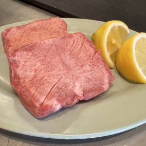厚切りタン