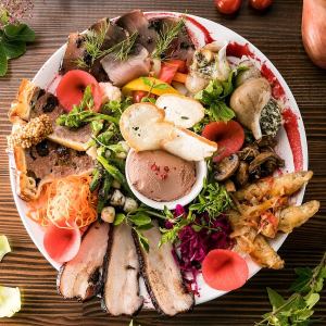 当店名物！　プレミアム前菜10種盛り合わせ(1人前)