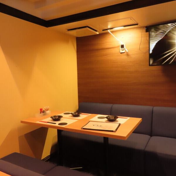 [Relaxing sofa seats] Although located in the lively and easily accessible Kabukicho area, our restaurant feels like a quiet hideaway.There are also sofa seats, so you can relax and enjoy your meal.It's perfect for dates and after-parties too.