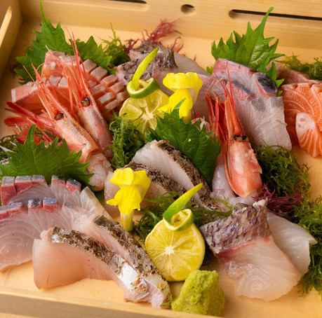 Outstanding freshness! From sashimi to deep-fried dishes, we have a wide variety of creative menus available♪