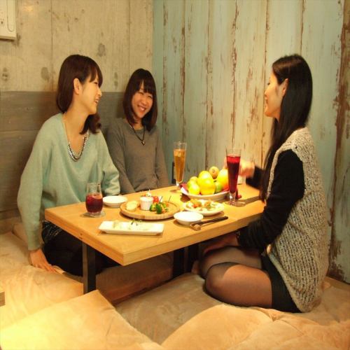 How about a girls' association in a fluffy room? "Garage Kitchen Asobi Nishifunabashi"