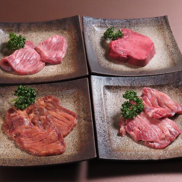 When you think of Sendai, you think of beef tongue! All-you-can-eat beef tongue course! The photos show Sendai beef tongue salt, miso, thick-sliced tongue, and thick-sliced Sendai beef tongue.