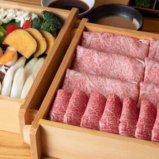 "Sumire Course" Assorted Sashimi and Steamed Wagyu Beef [3 hours all-you-can-drink included/9 dishes/4000 yen]