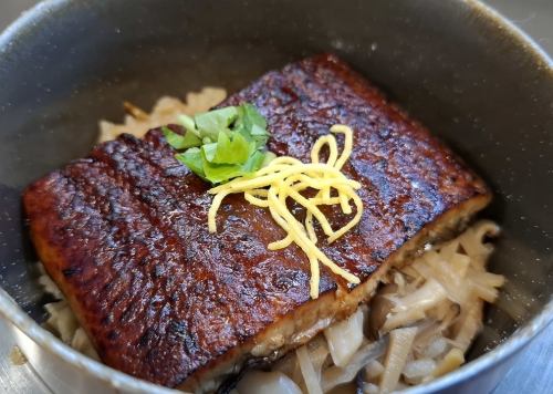 Eel rice pot