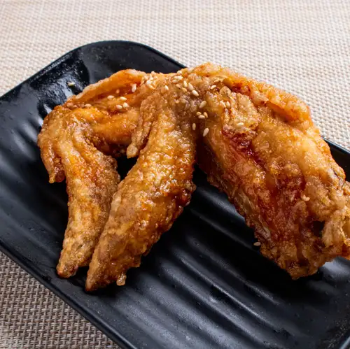 Chicken wings (with savory sauce, pepper, curry flavor, butter soy sauce, and Taiwanese style)