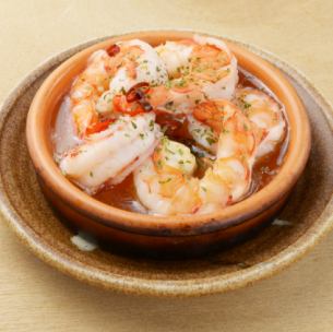 海老のアヒージョ