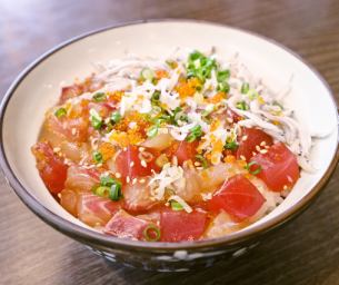 名物！まかない丼