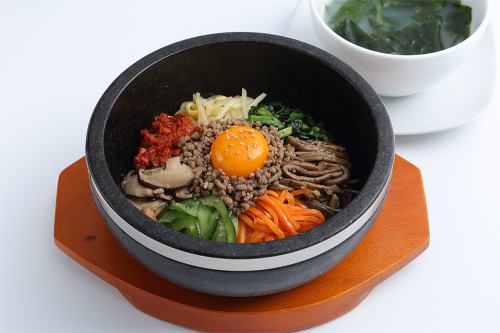 石焼ビビンバ