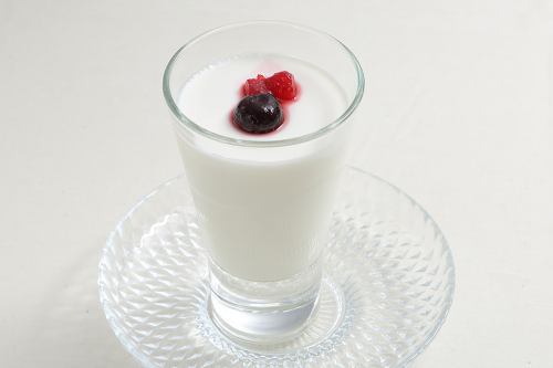 自家製杏仁豆腐