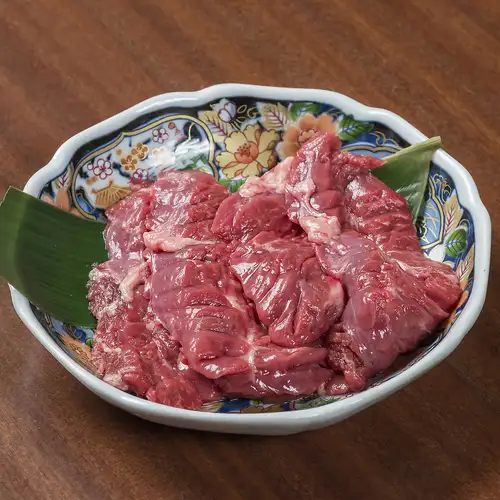 Skirt steak (salt or sauce)