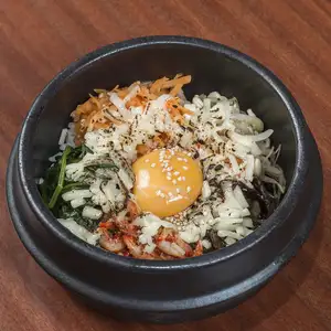 チーズ石焼ビビンバ