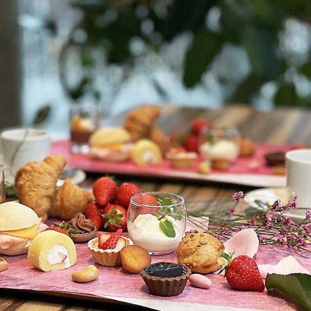 CALICO BURLEIGH アフタヌーンティー　25㎝　3枚セット アフタヌーンティーセット】 | イタリア料理 GIANCALDO 3 THEATRE