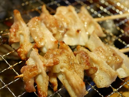 【ジューシーな絶品焼鳥】