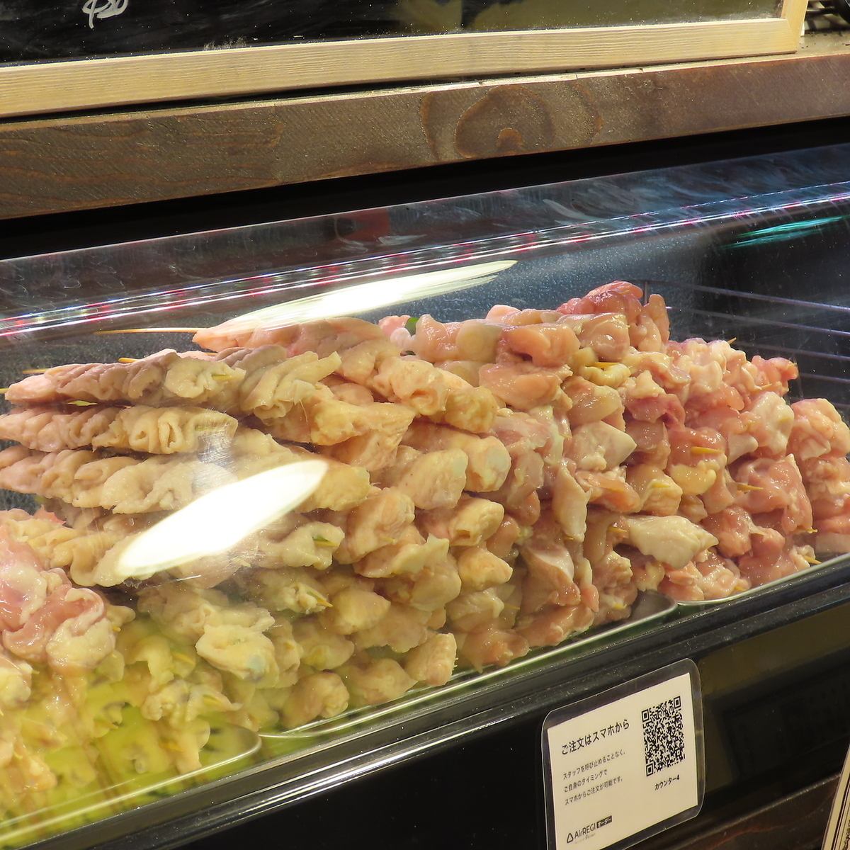 昼からしっかり仕込んでいる串ものは、どれもとびきりの美味しさ