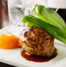 美味しい串物の他にも様々な一品料理ご用意しています！