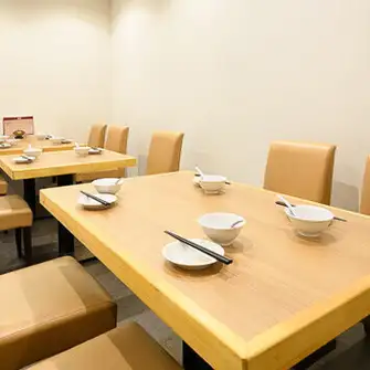 The spacious interior is perfect for family meals or moms gatherings with children. The relaxed, homey atmosphere makes it extremely comfortable. We hope you all have a wonderful time!
