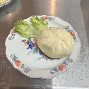 Grilled meat bun