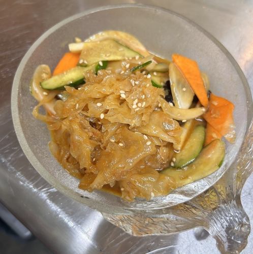 白きくらげサラダ