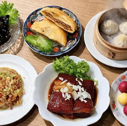 【２H飲み放題付　福宝人気メニュー満喫コース】名物中国パイや小籠包、醤油炒飯、デザートまで
