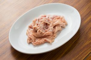 Raw horumon (pork rectum)