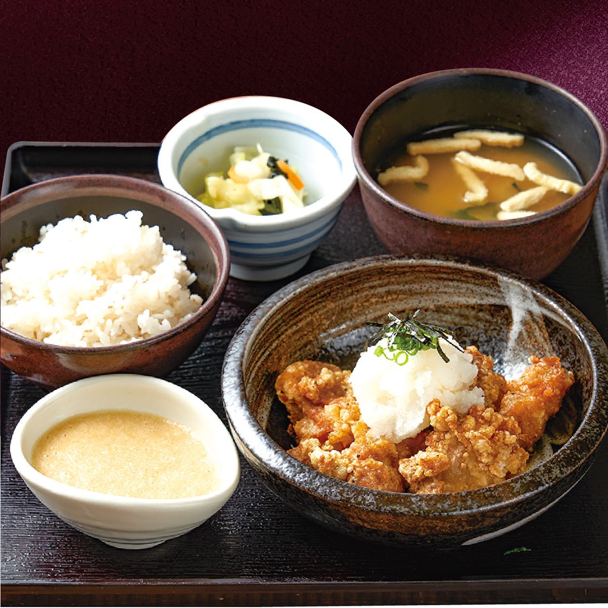 定食や親子丼など贅沢ランチをご用意！是非ご賞味ください