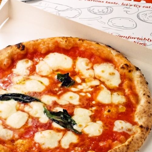 由经验丰富的披萨厨师在正宗意大利烘焙的披萨【共15种】